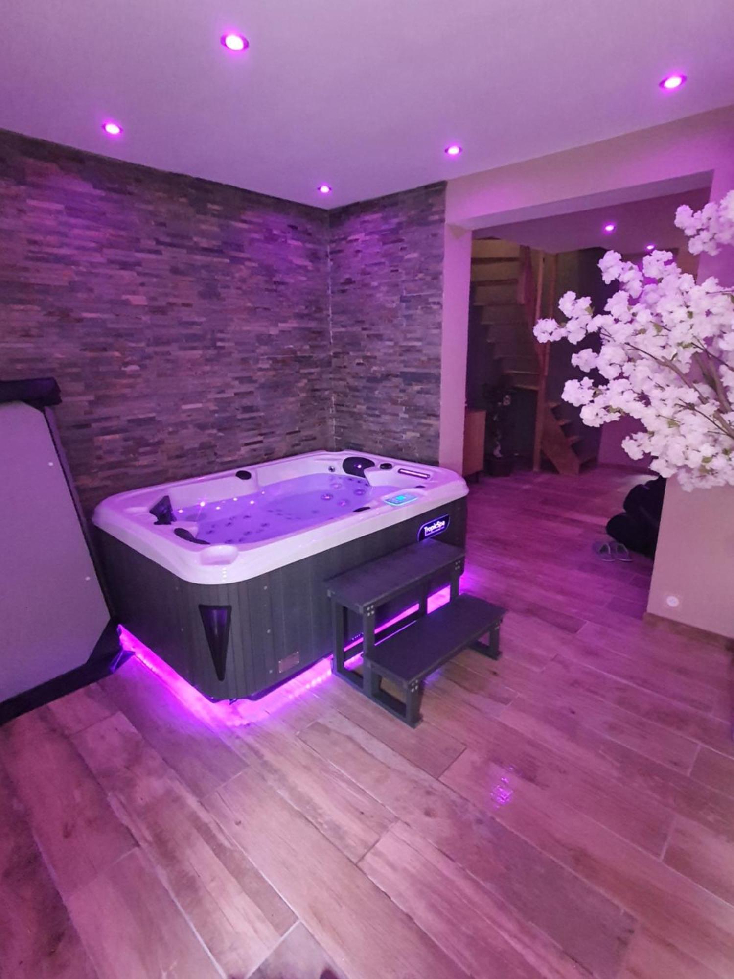 O Bonsai Spa Calais Exteriör bild